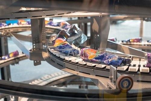 All-purpose spiral conveyor for medium to large products
